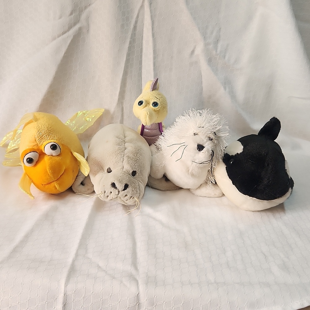 Ganz webkins